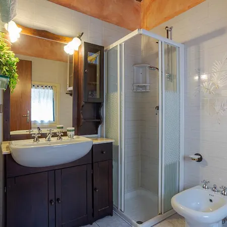 公寓 Gueshost - Bright In With View!