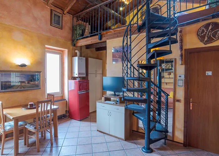 Gueshost - Bright In With View! Apartmán *