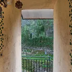 Gueshost - Bright In With View!